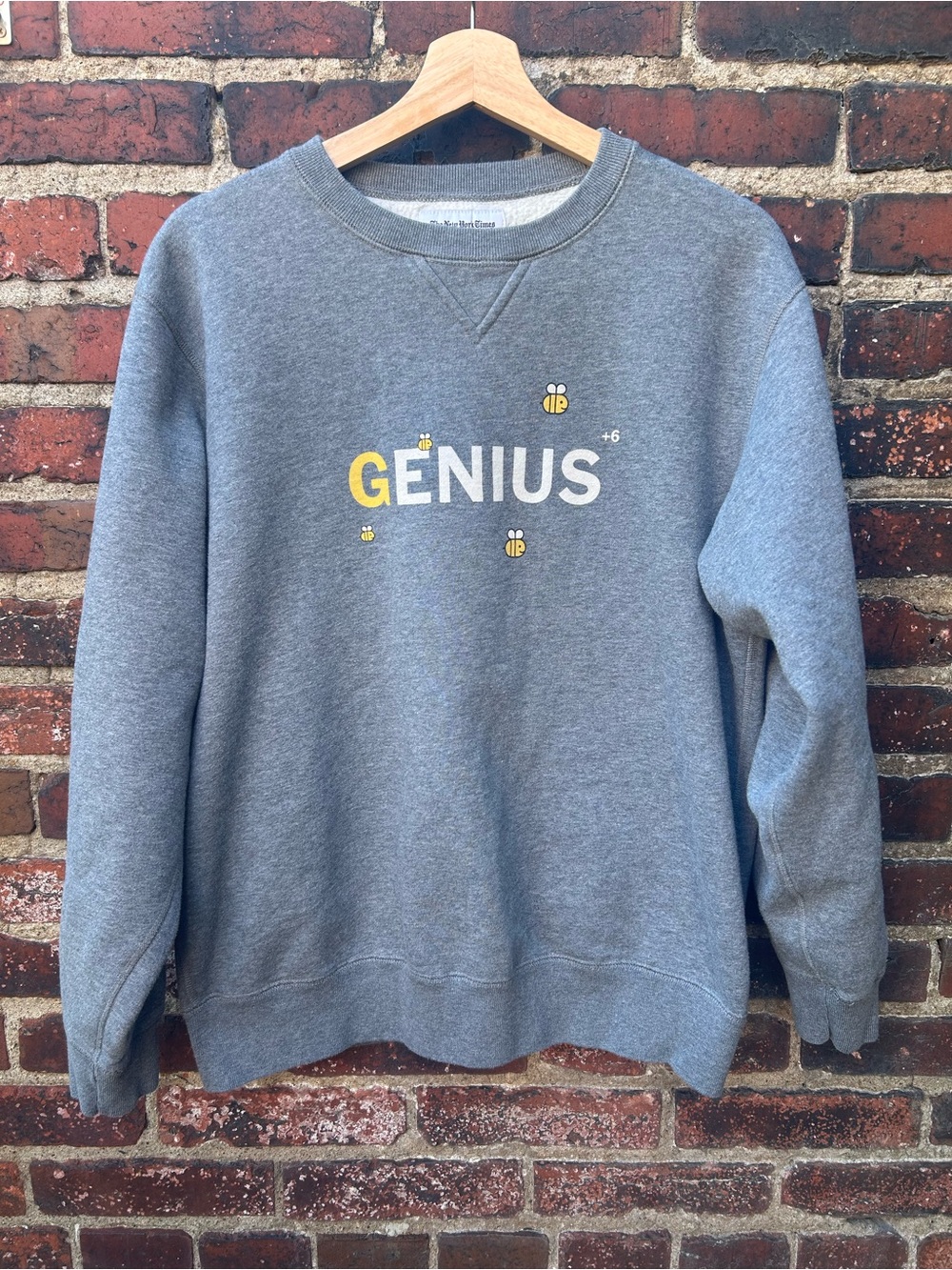 New York Times Spelling Bee Genius Sweatshirt - M